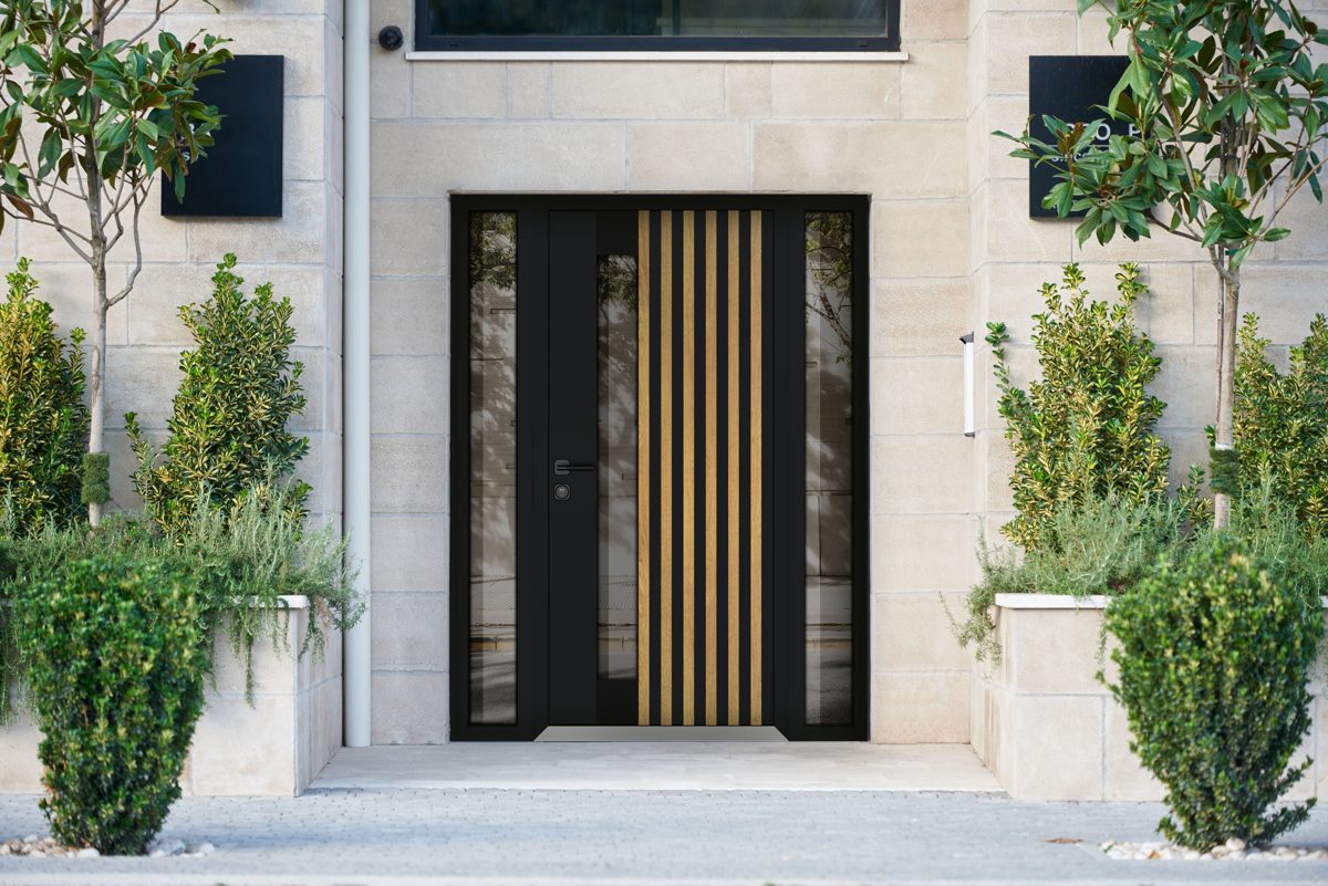 Aurora 6113 Exterior Aluminum door view 3
