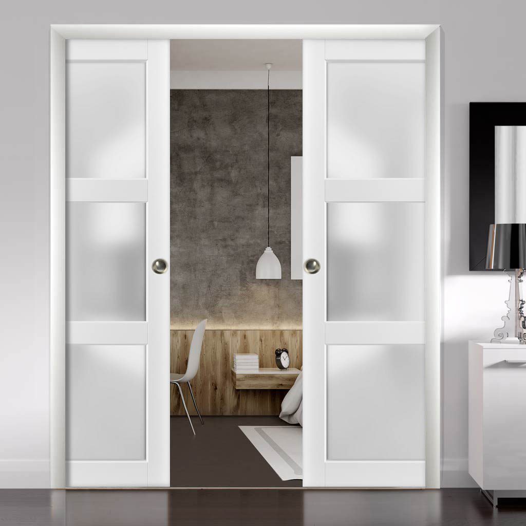 Solara 2552 Interior Slab door view 4